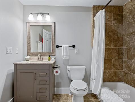 61 Mcintyre Drive Asheville NC 28803