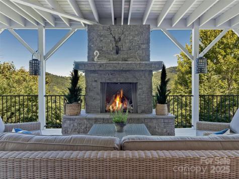 61 Mcintyre Drive Asheville NC 28803