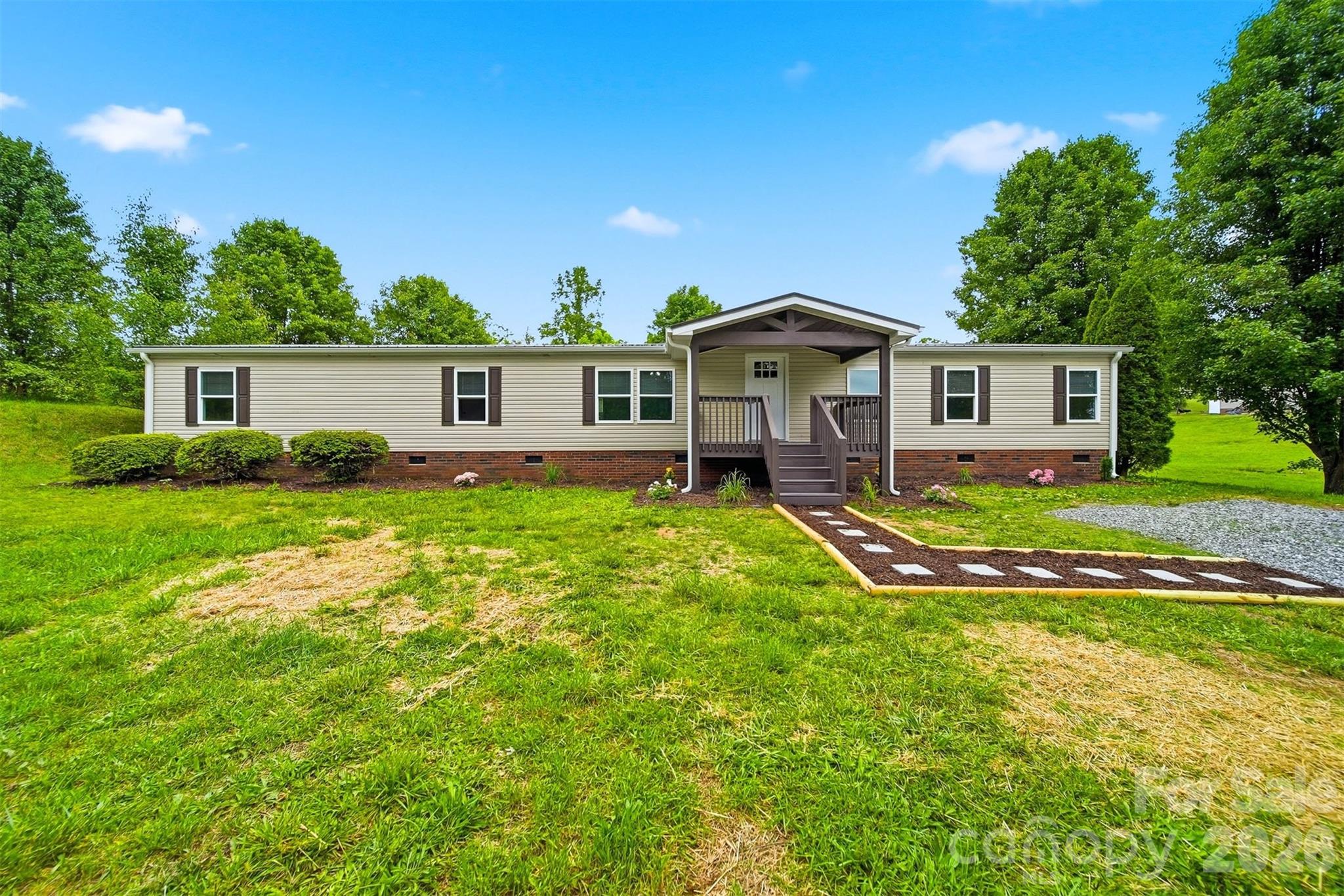 2295 Amy Court Lenoir NC 28645