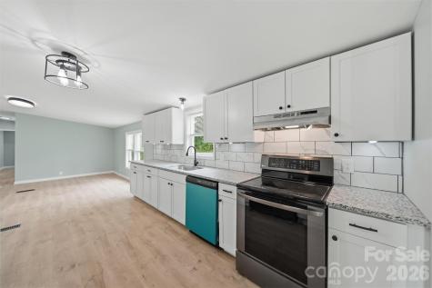2295 Amy Court Lenoir NC 28645