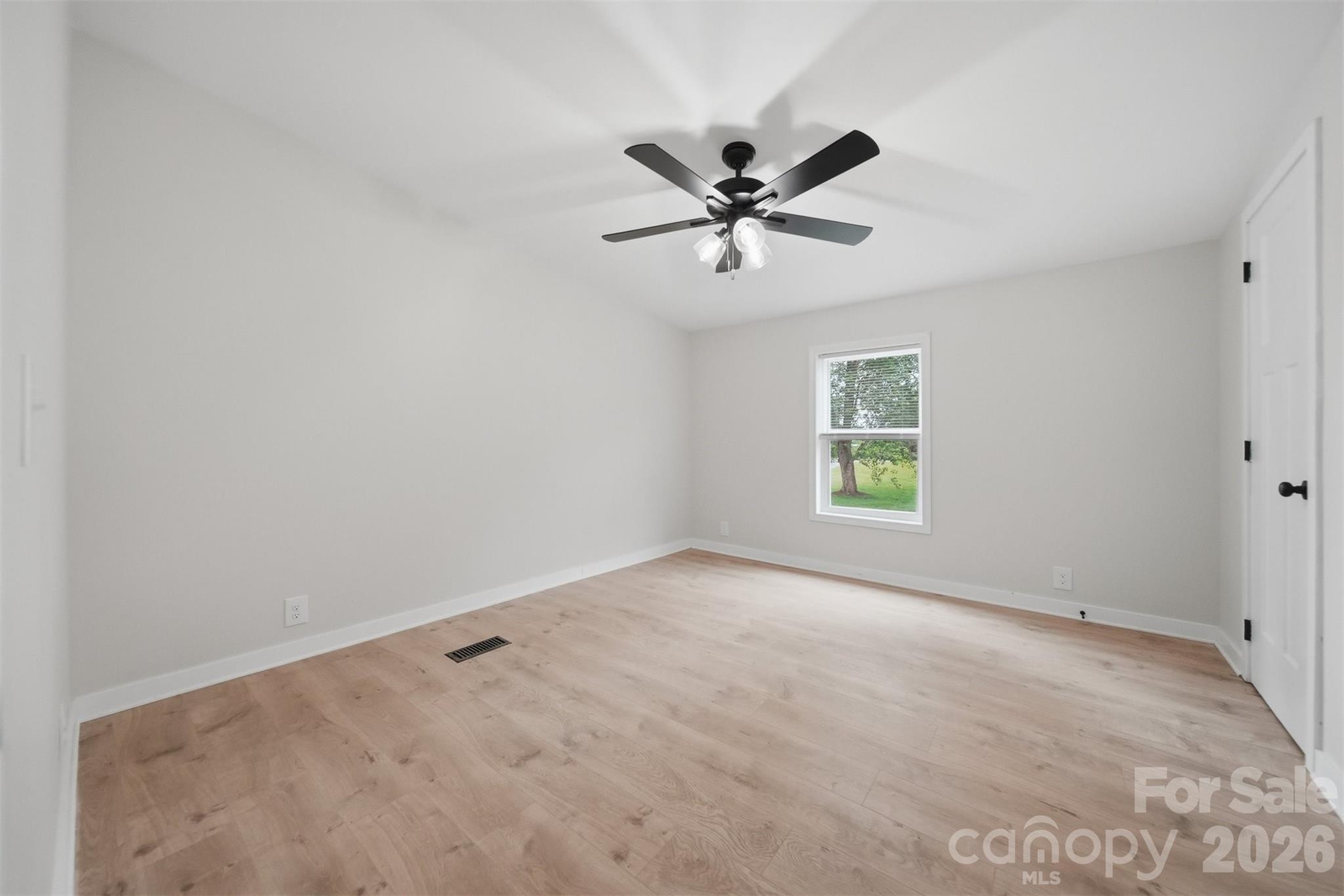 2295 Amy Court Lenoir NC 28645