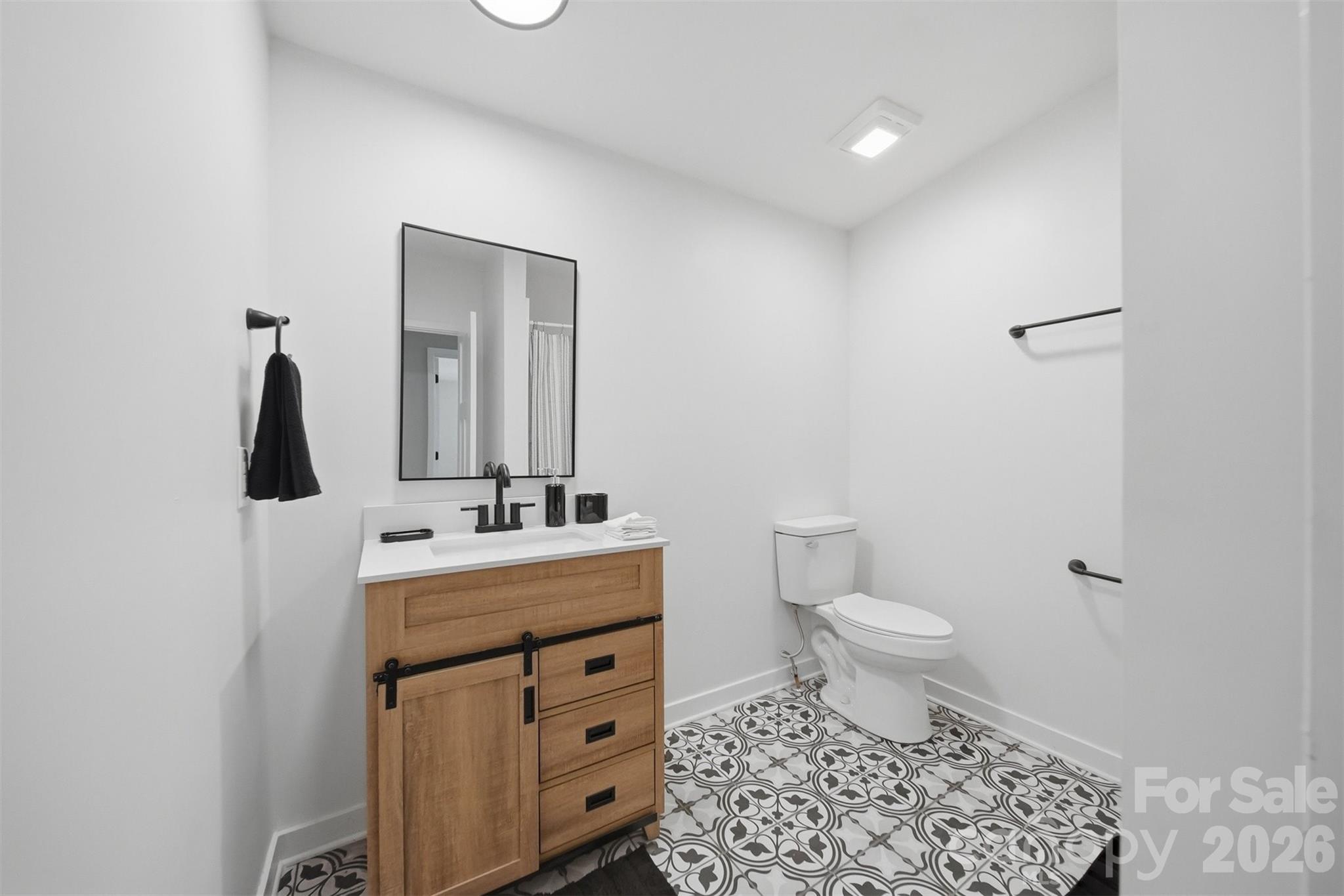 2295 Amy Court Lenoir NC 28645
