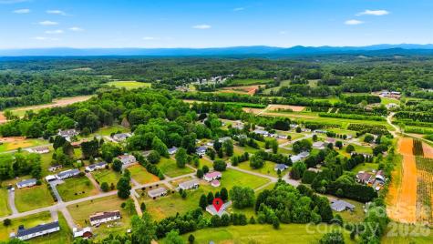 2295 Amy Court Lenoir NC 28645