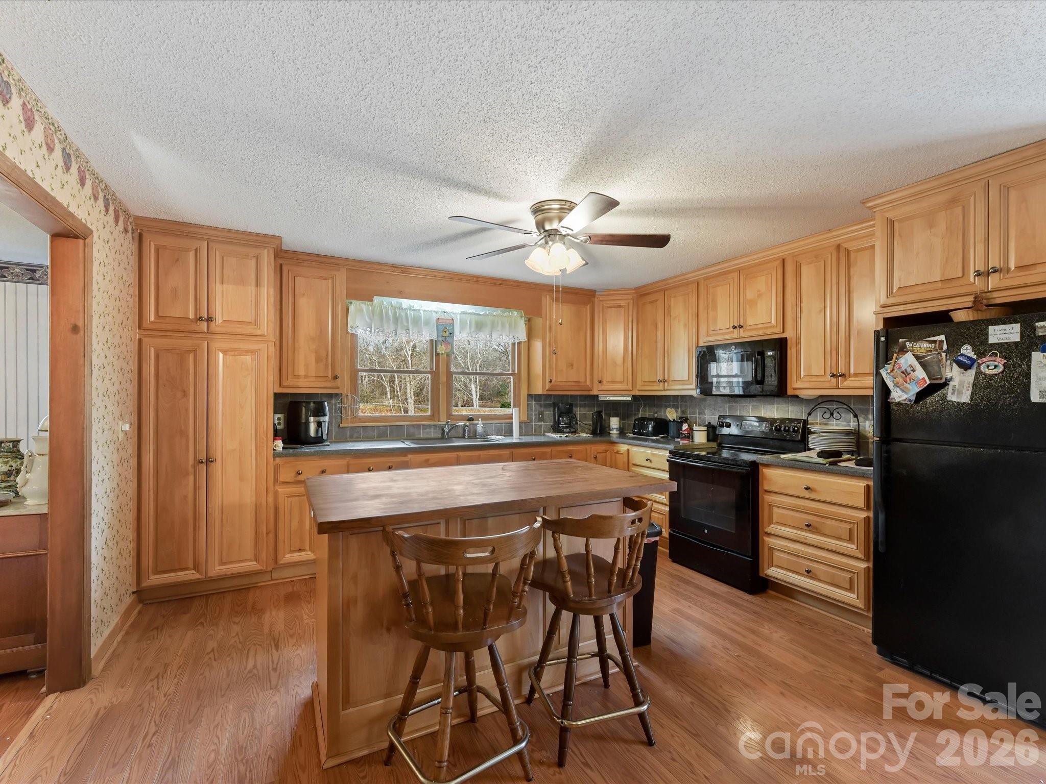 10803 Chestnut Hill Drive Matthews NC 28105