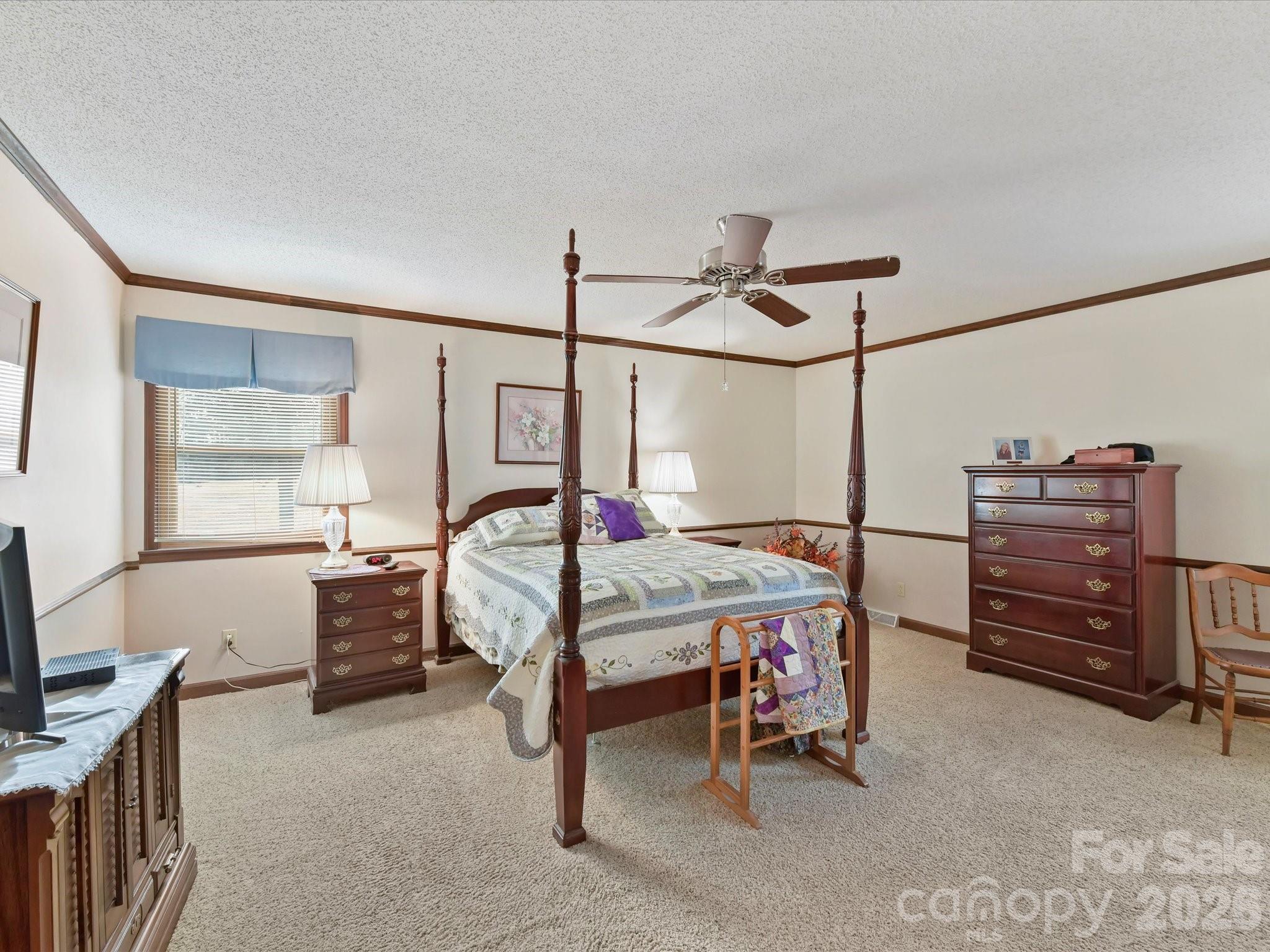 10803 Chestnut Hill Drive Matthews NC 28105