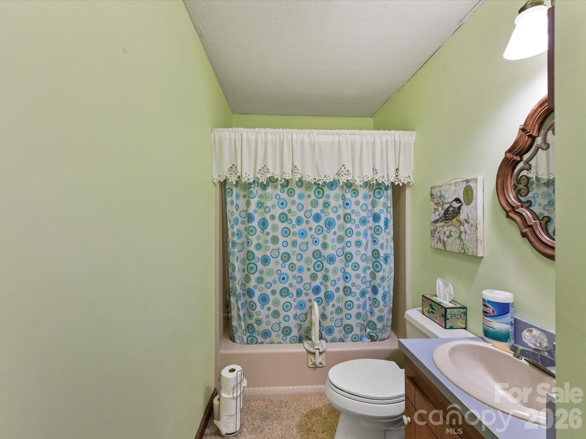 10803 Chestnut Hill Drive Matthews NC 28105