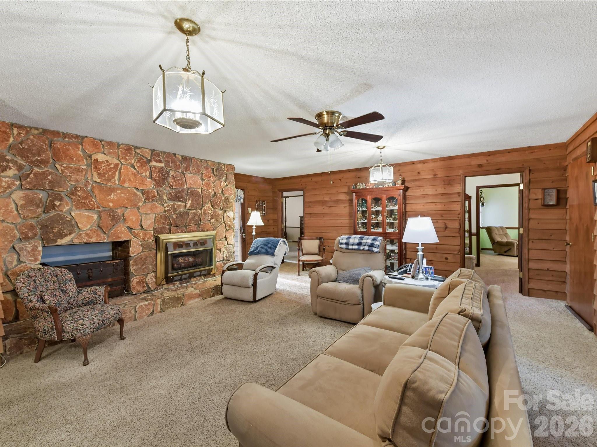 10803 Chestnut Hill Drive Matthews NC 28105