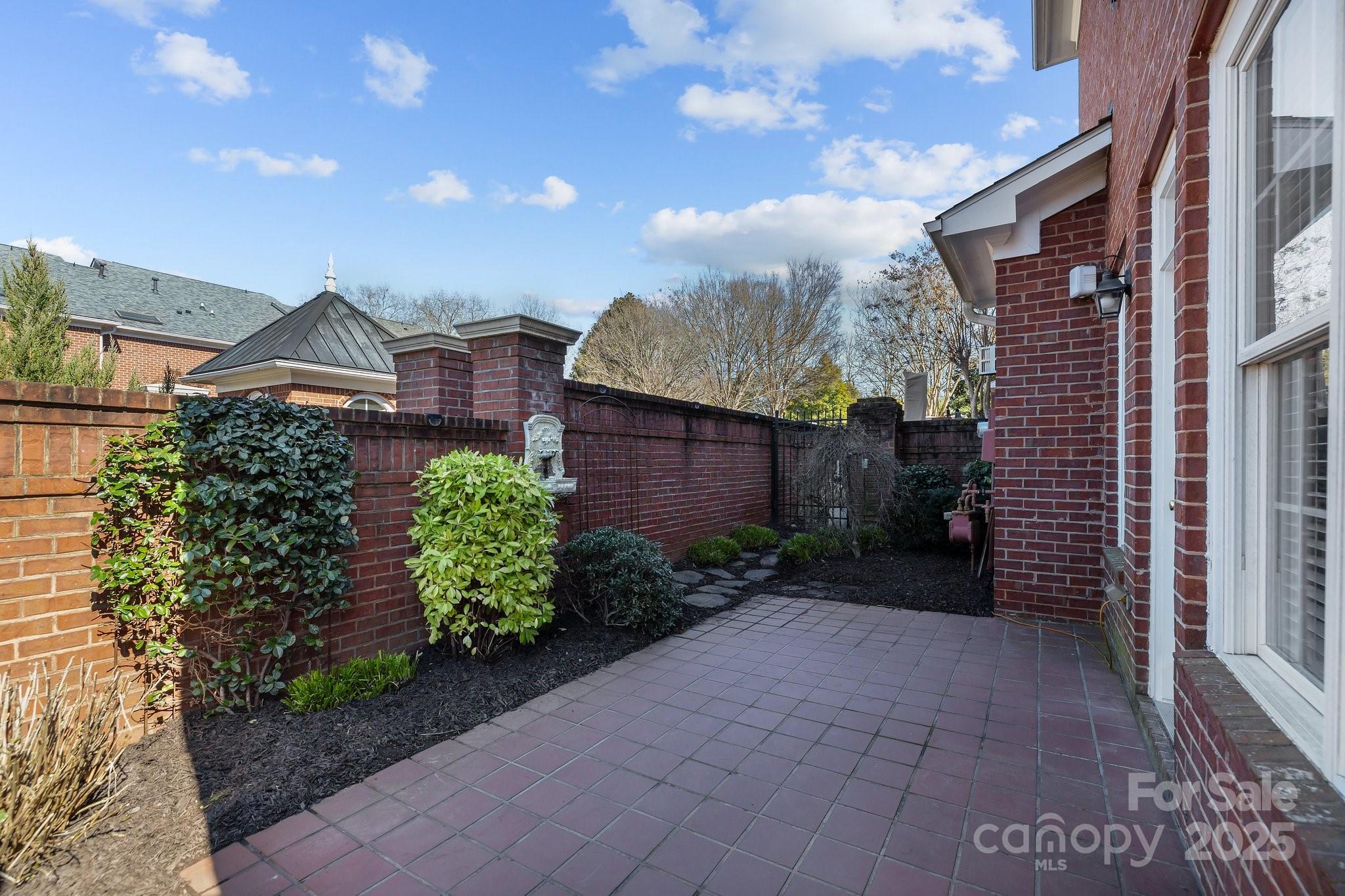 7543 Bluestar Lane Charlotte NC 28226