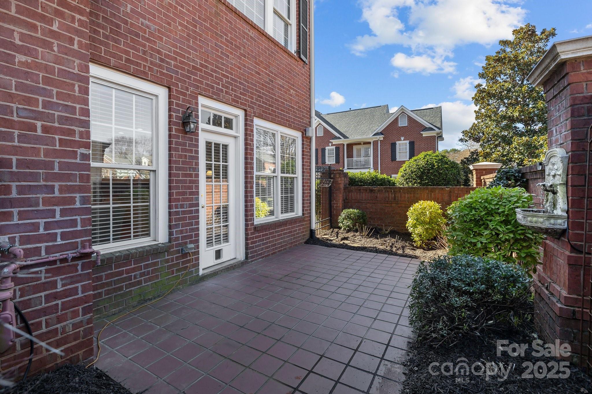 7543 Bluestar Lane Charlotte NC 28226