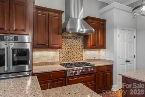 293 Bear Cliff Drive Nebo NC 28761