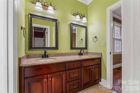 293 Bear Cliff Drive Nebo NC 28761