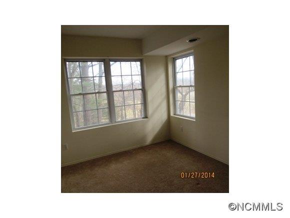 109 Farm Lane Mills River NC 28759