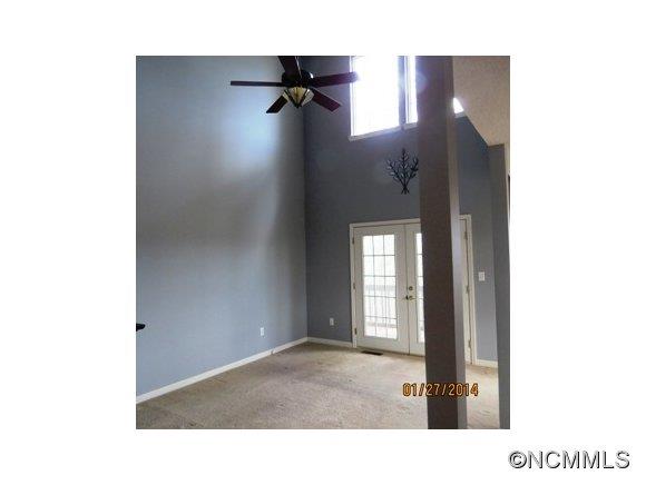 109 Farm Lane Mills River NC 28759
