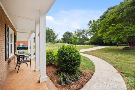 2417 Rosemond Circle Gastonia NC 28056