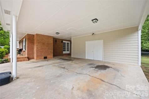 2417 Rosemond Circle Gastonia NC 28056