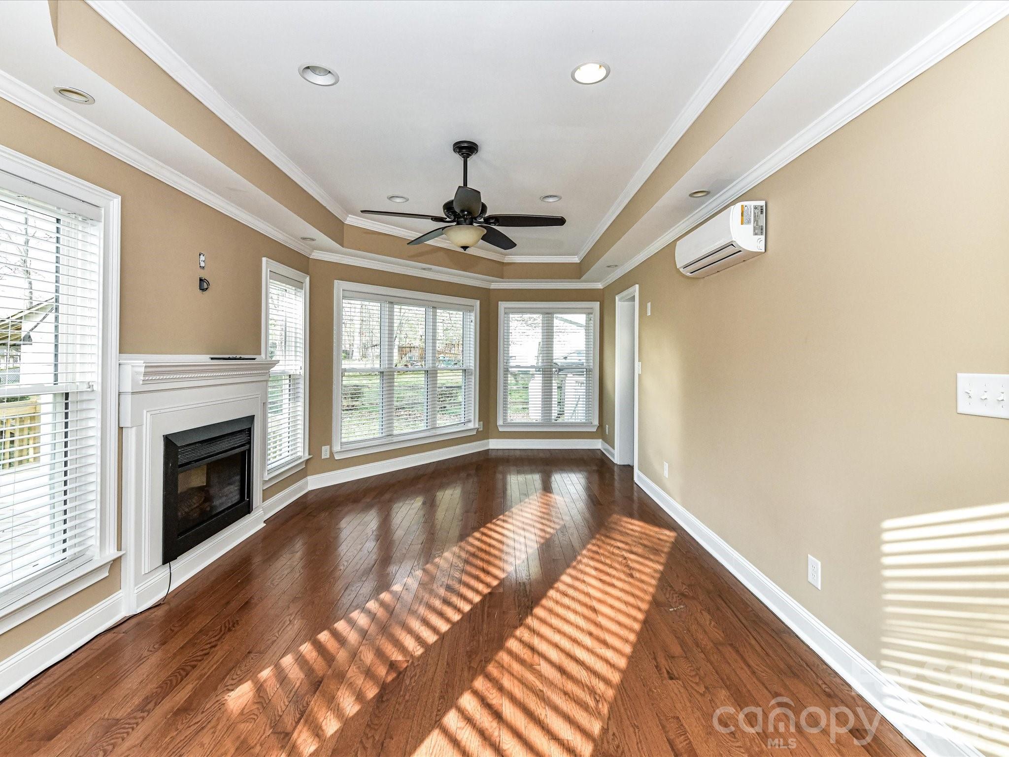 916 Lakewood Drive Matthews NC 28104