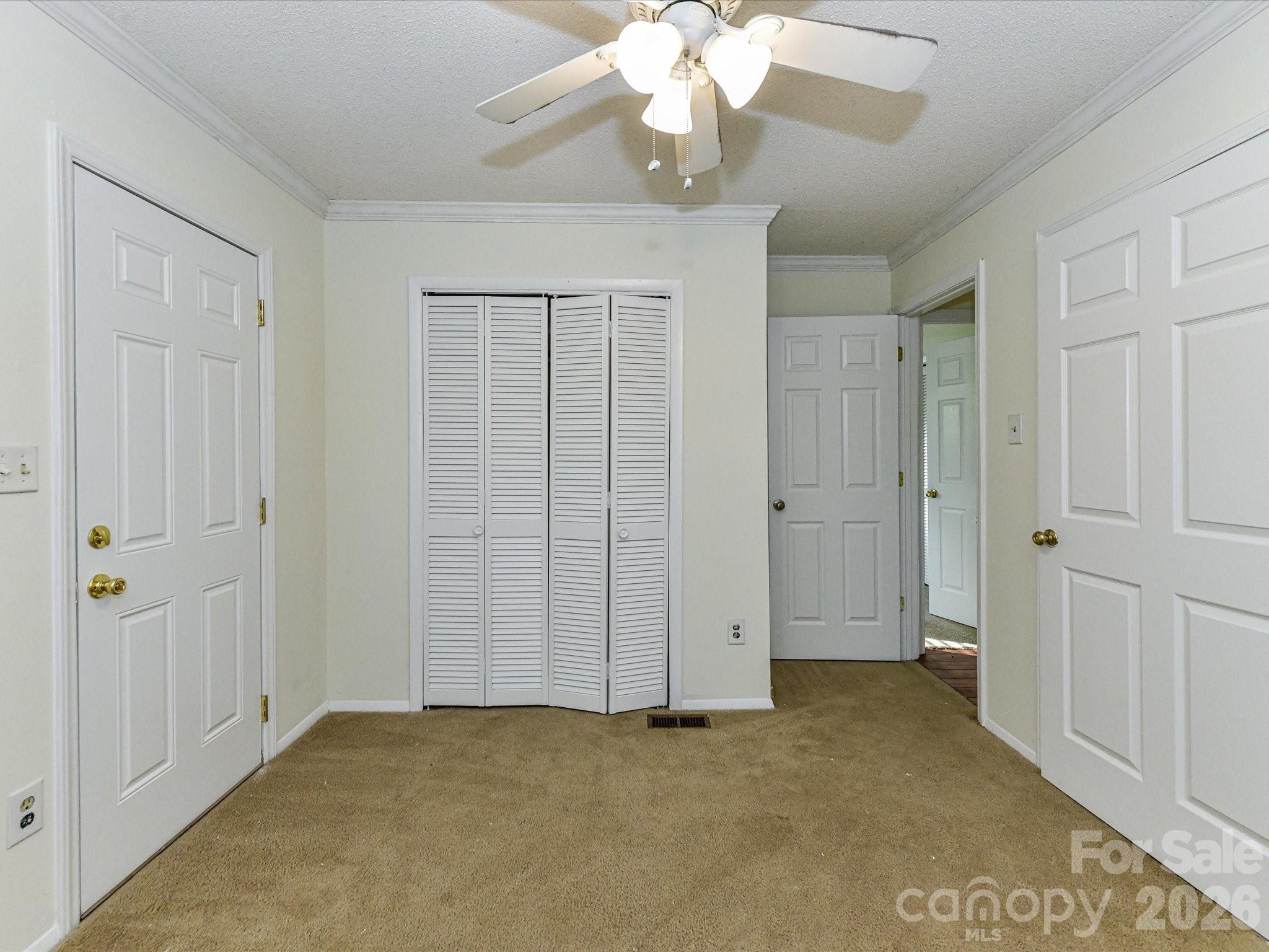 916 Lakewood Drive Matthews NC 28104
