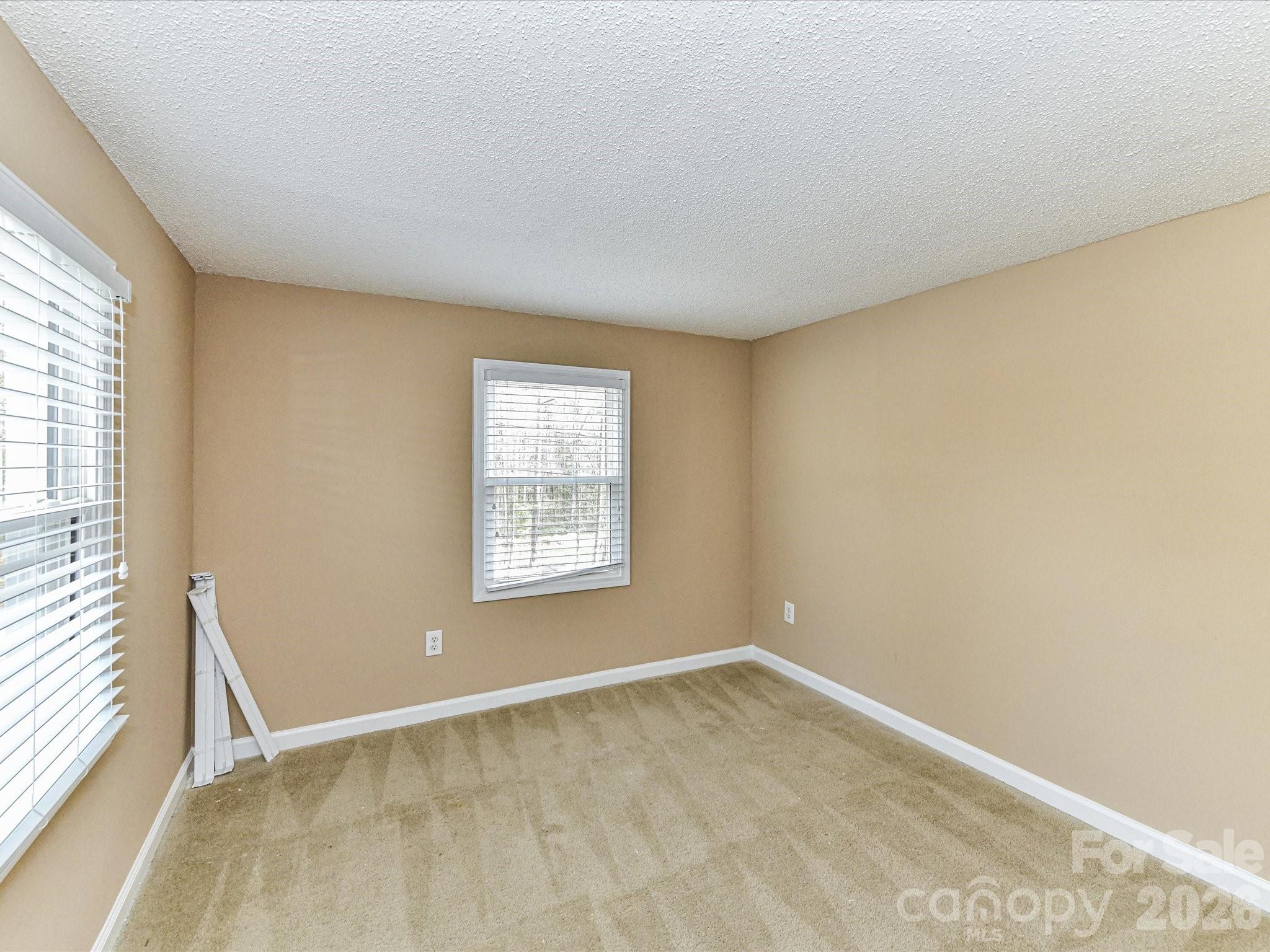 916 Lakewood Drive Matthews NC 28104