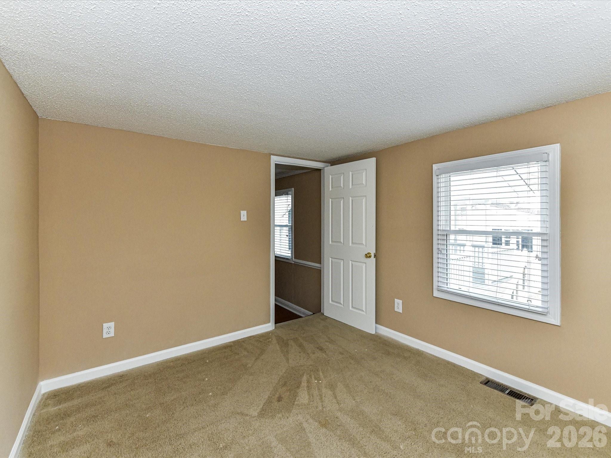 916 Lakewood Drive Matthews NC 28104