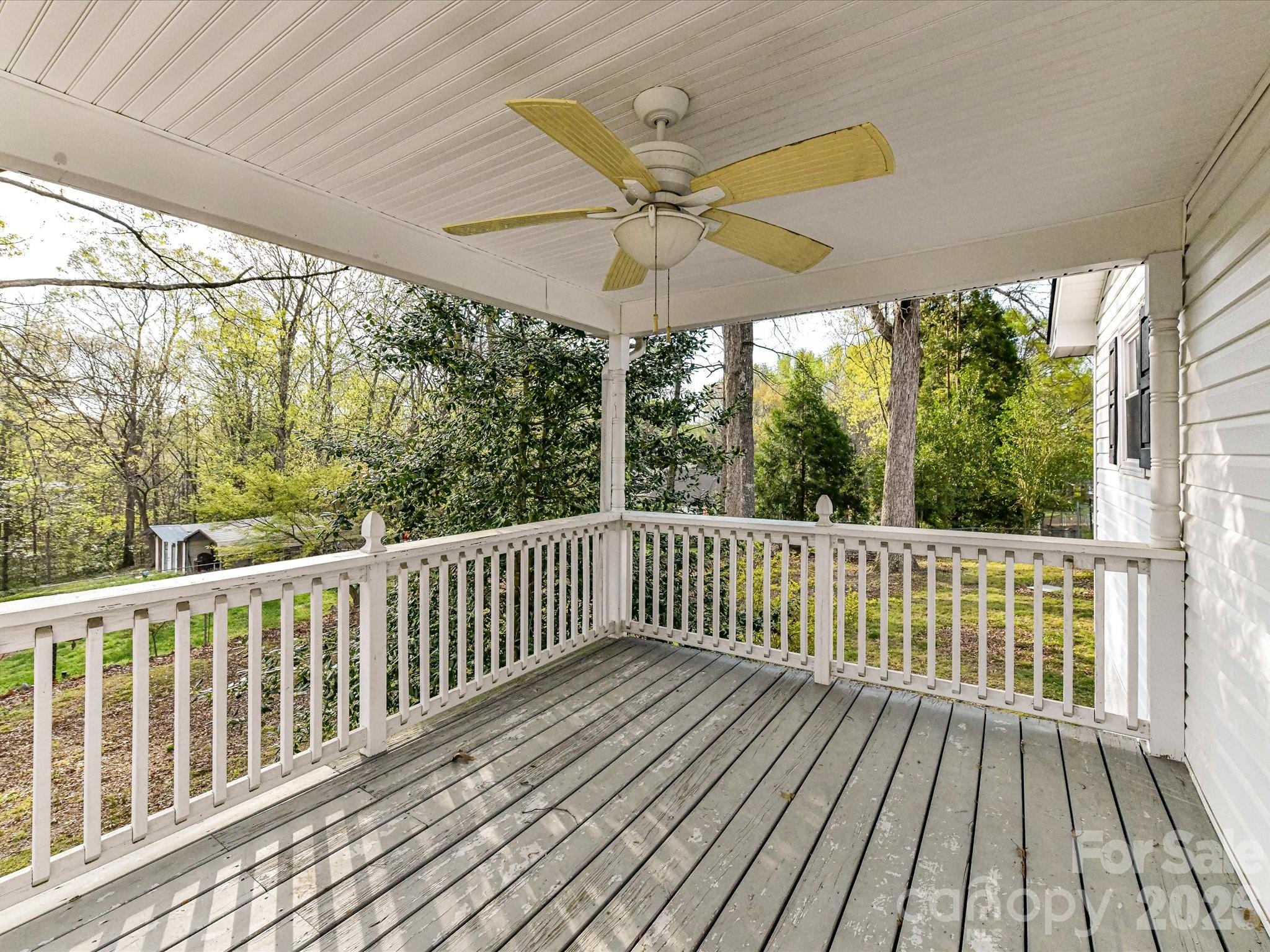 916 Lakewood Drive Matthews NC 28104