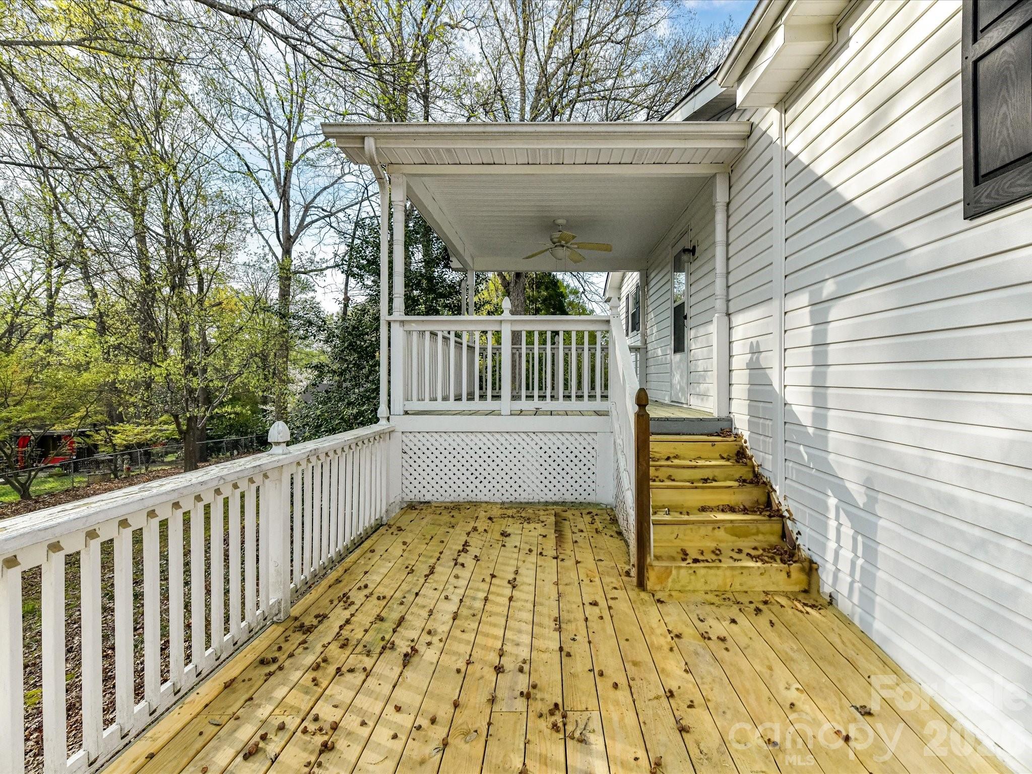 916 Lakewood Drive Matthews NC 28104