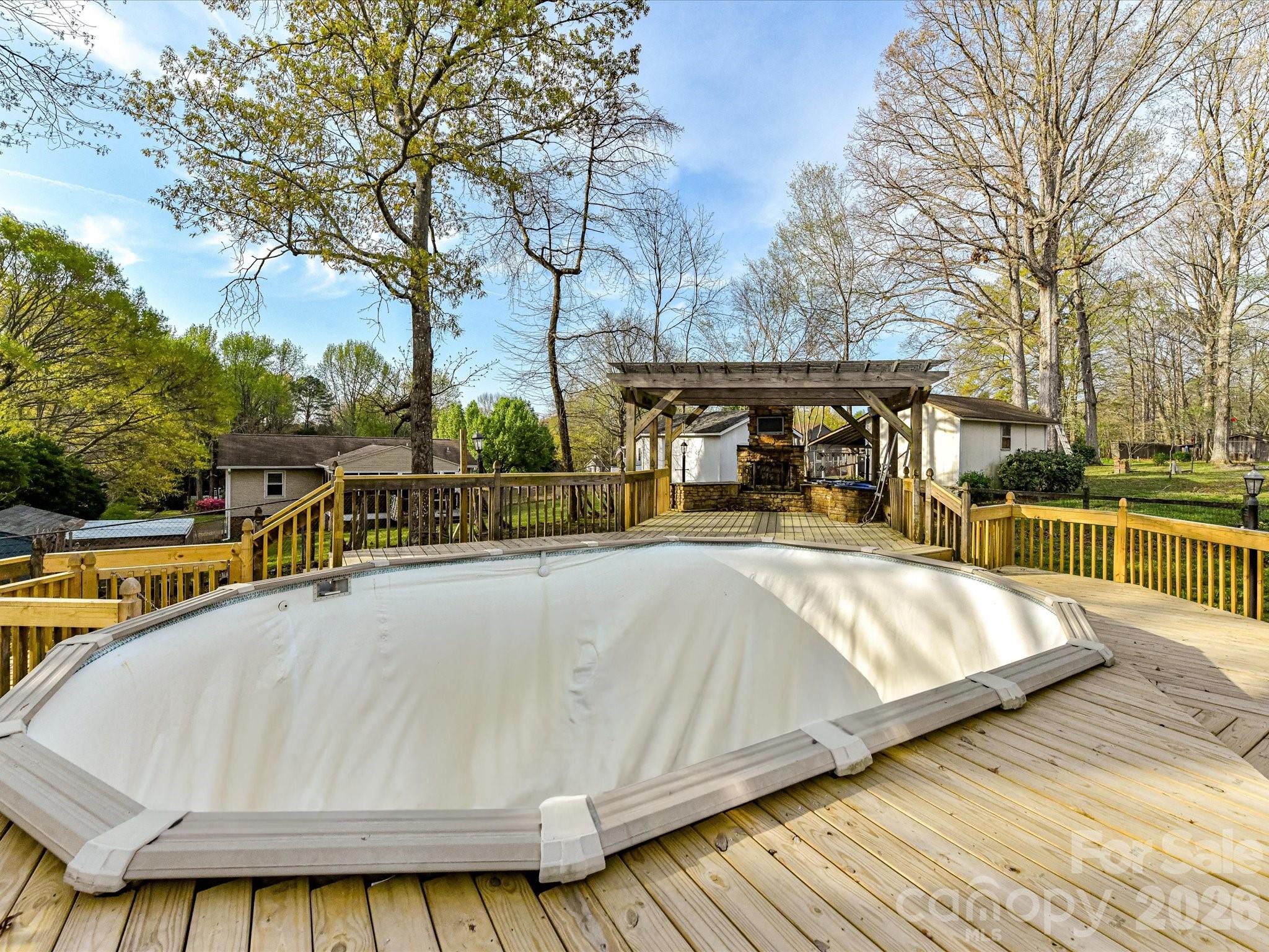 916 Lakewood Drive Matthews NC 28104
