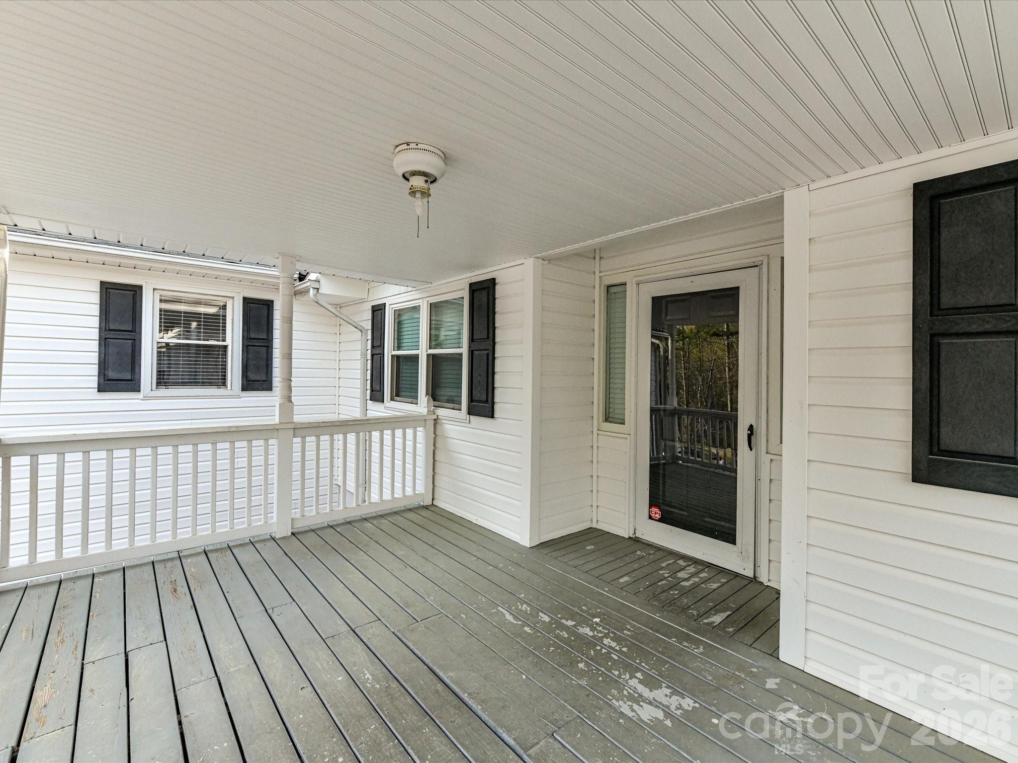 916 Lakewood Drive Matthews NC 28104