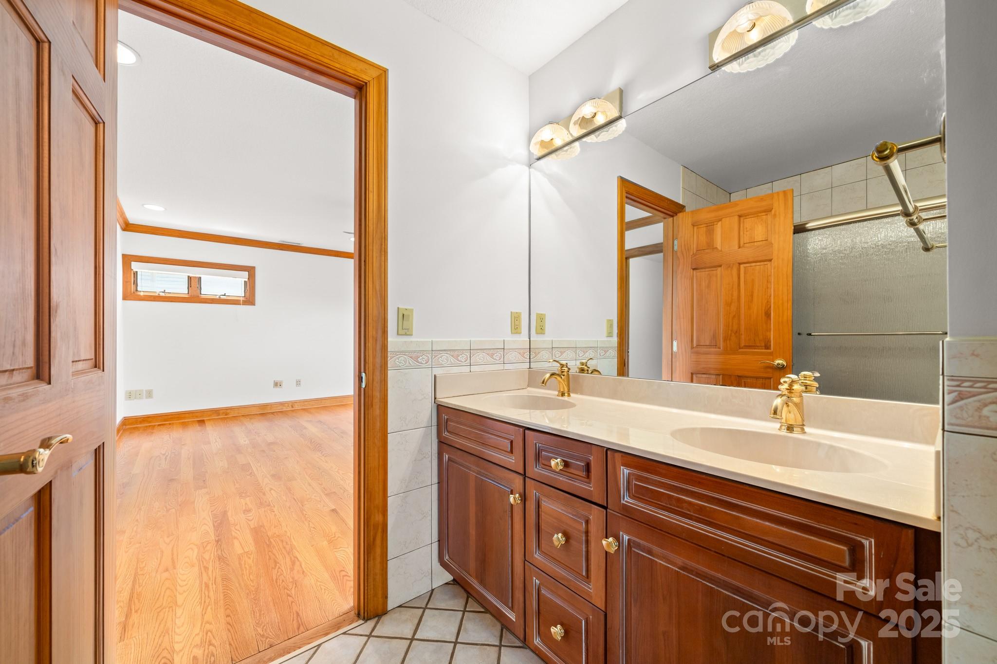 117 Distant View Drive Asheville NC 28803