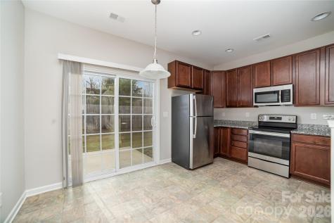 11033 Ardglass Court Charlotte NC 28213