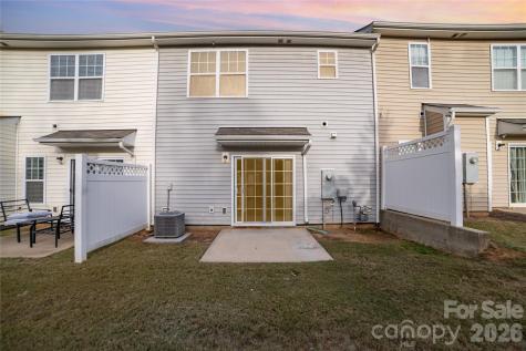 11033 Ardglass Court Charlotte NC 28213