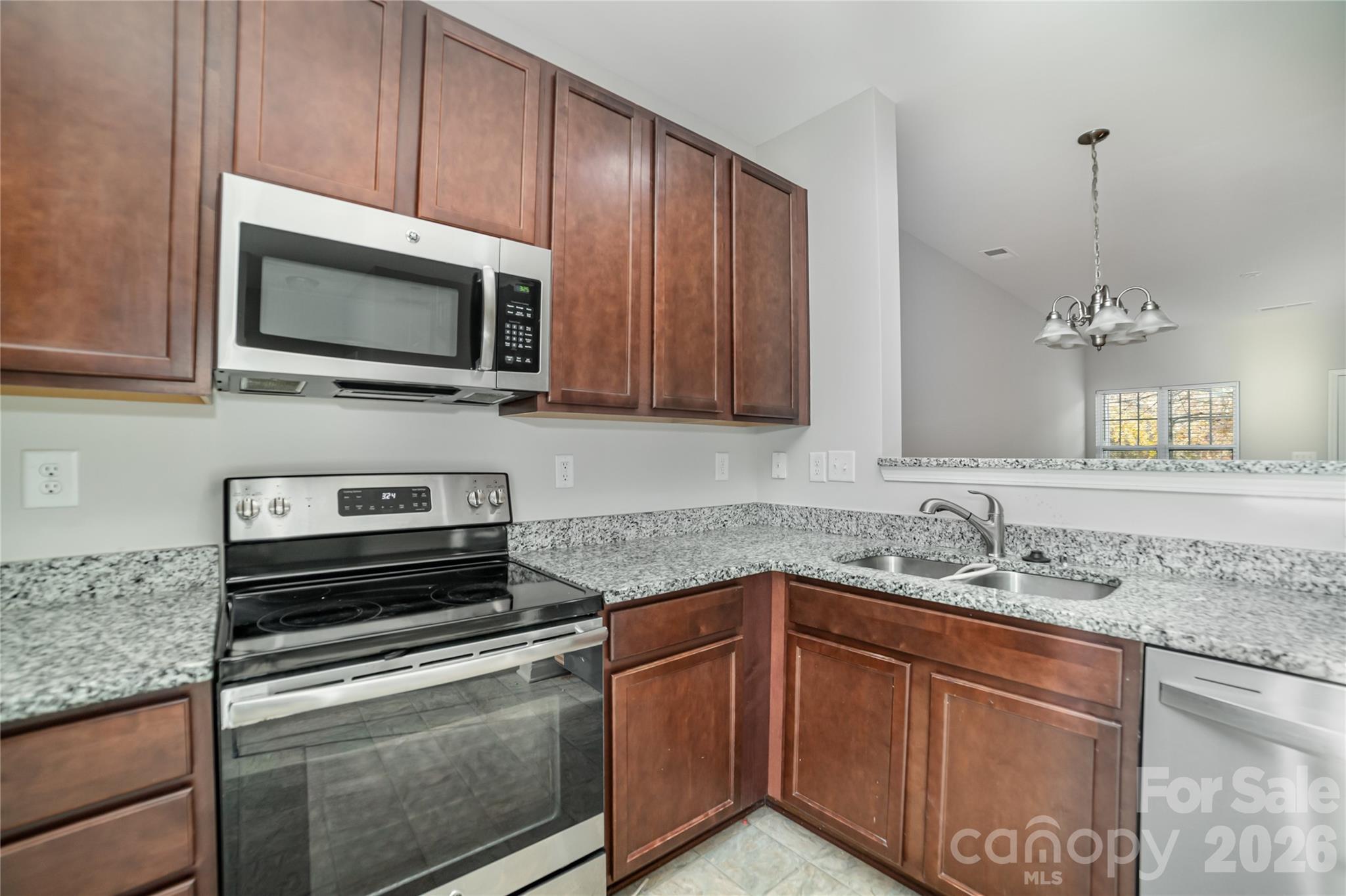 11033 Ardglass Court Charlotte NC 28213