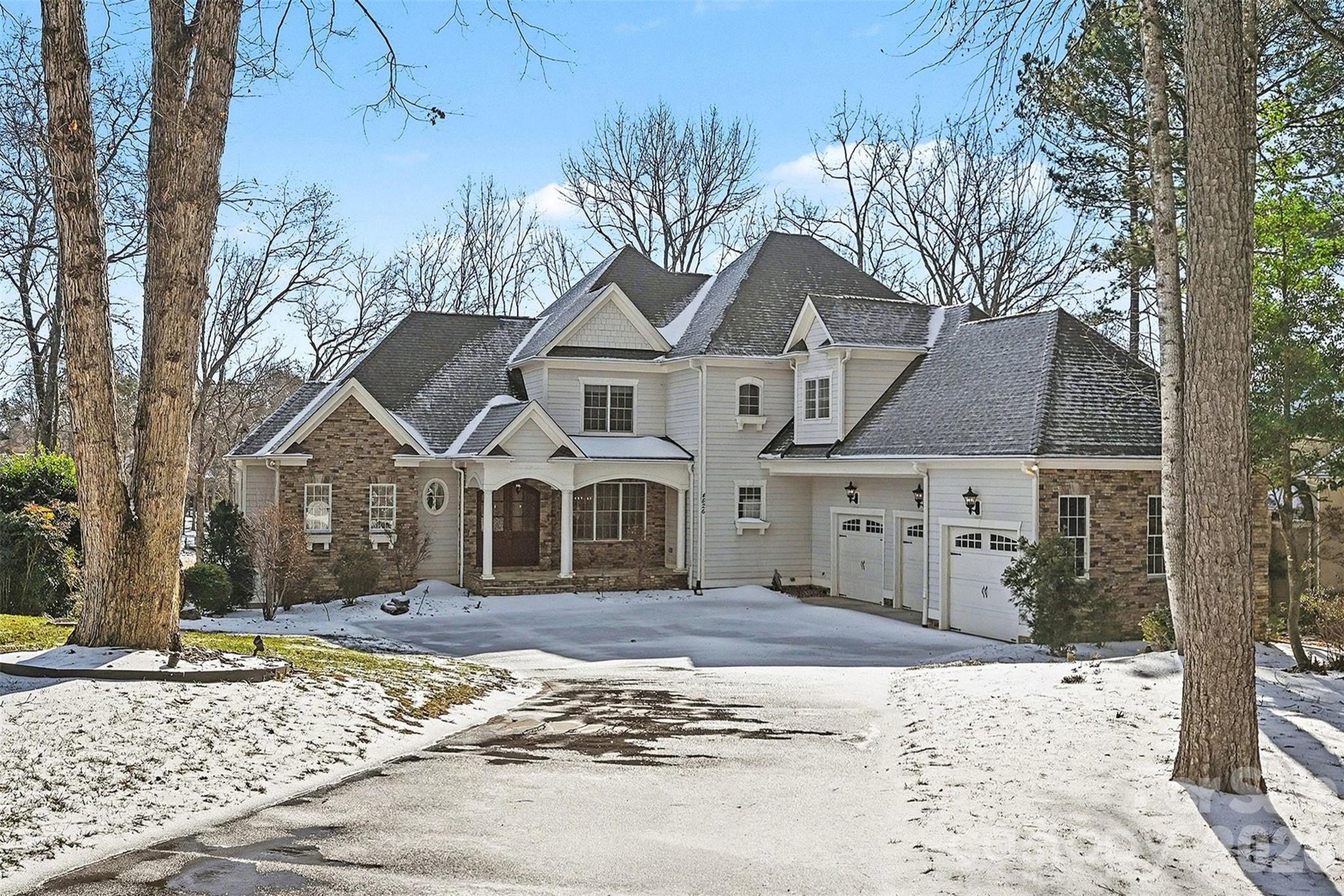 4526 Island Waters Drive Denver NC 28037