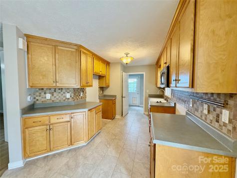 19 Broadview Drive Asheville NC 28803