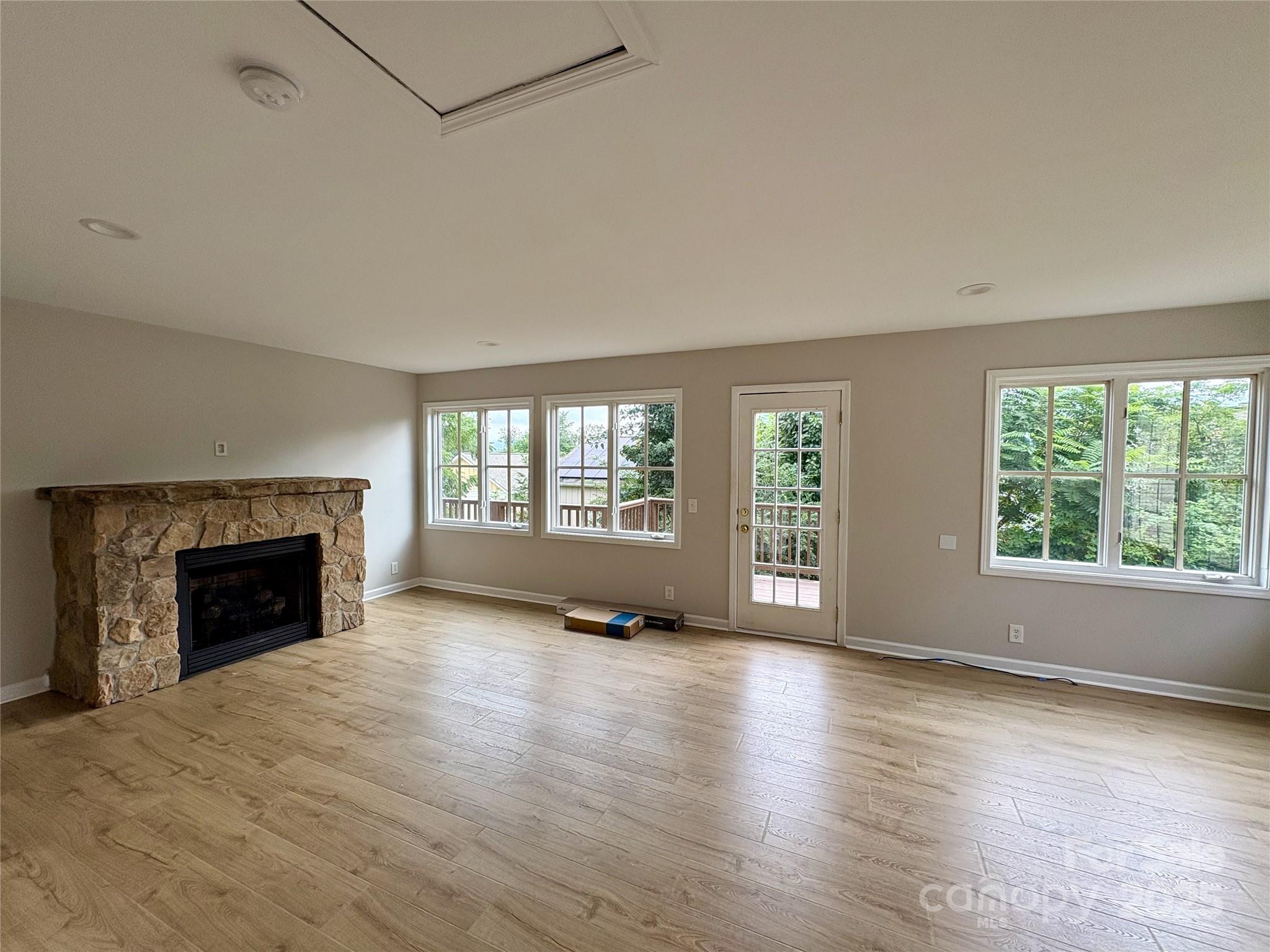 19 Broadview Drive Asheville NC 28803