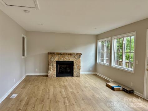 19 Broadview Drive Asheville NC 28803