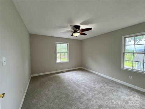 19 Broadview Drive Asheville NC 28803