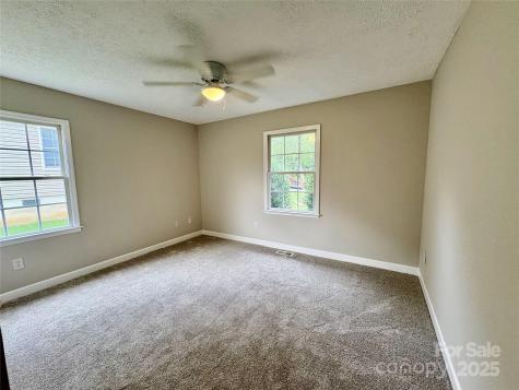 19 Broadview Drive Asheville NC 28803