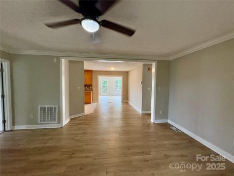 19 Broadview Drive Asheville NC 28803