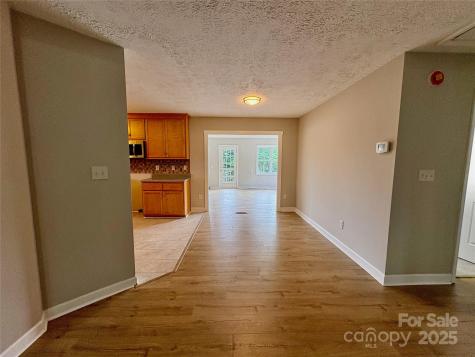 19 Broadview Drive Asheville NC 28803