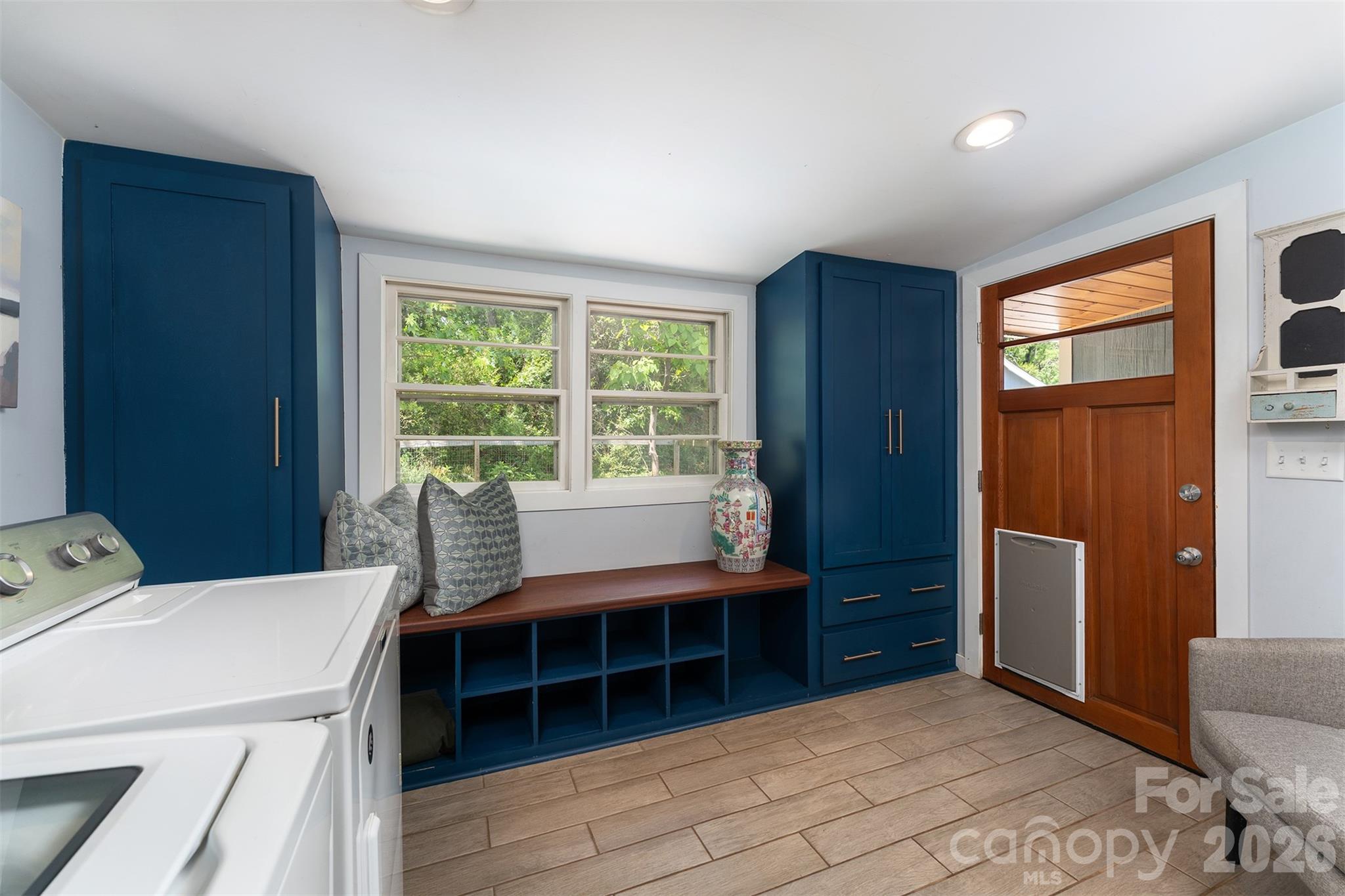 477 Emma Road Asheville NC 28806