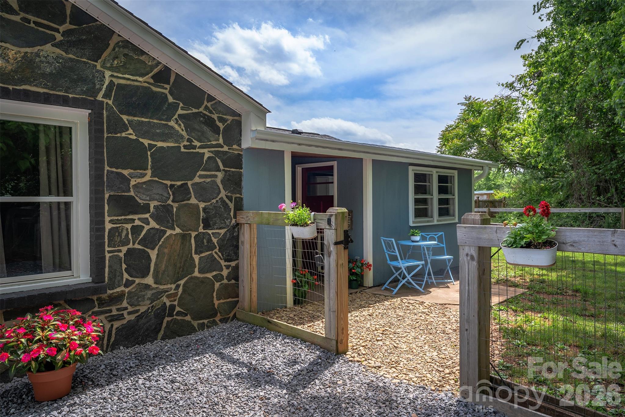 477 Emma Road Asheville NC 28806