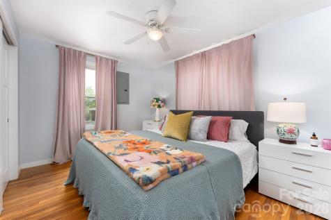 477 Emma Road Asheville NC 28806