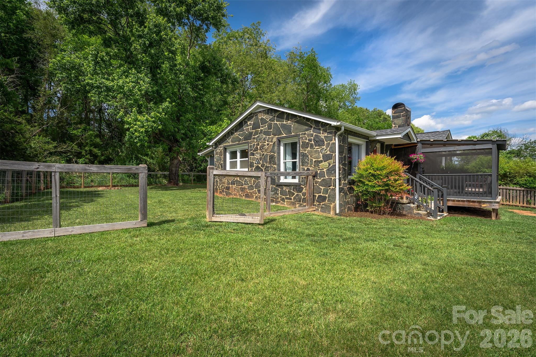 477 Emma Road Asheville NC 28806