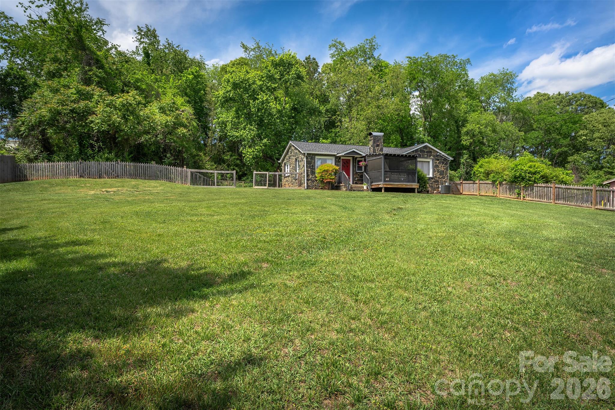 477 Emma Road Asheville NC 28806