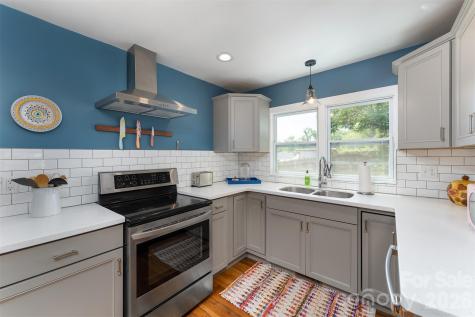 477 Emma Road Asheville NC 28806