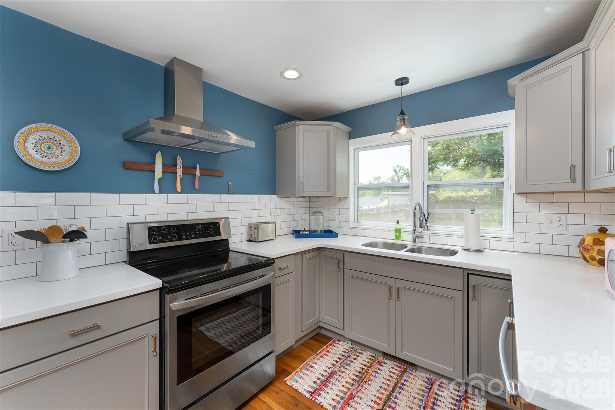 477 Emma Road Asheville NC 28806