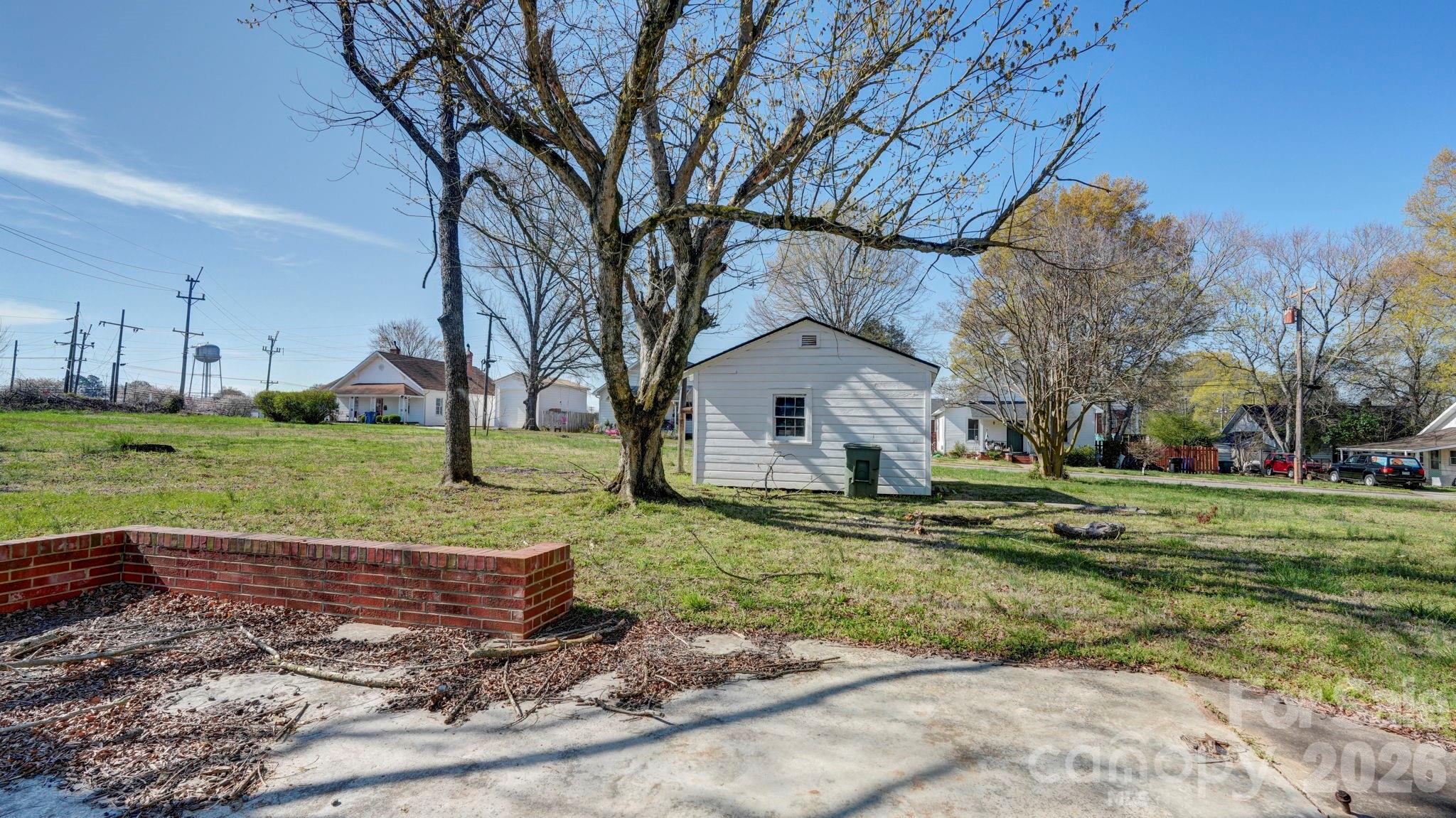 224 W Mills Avenue Mooresville NC 28115