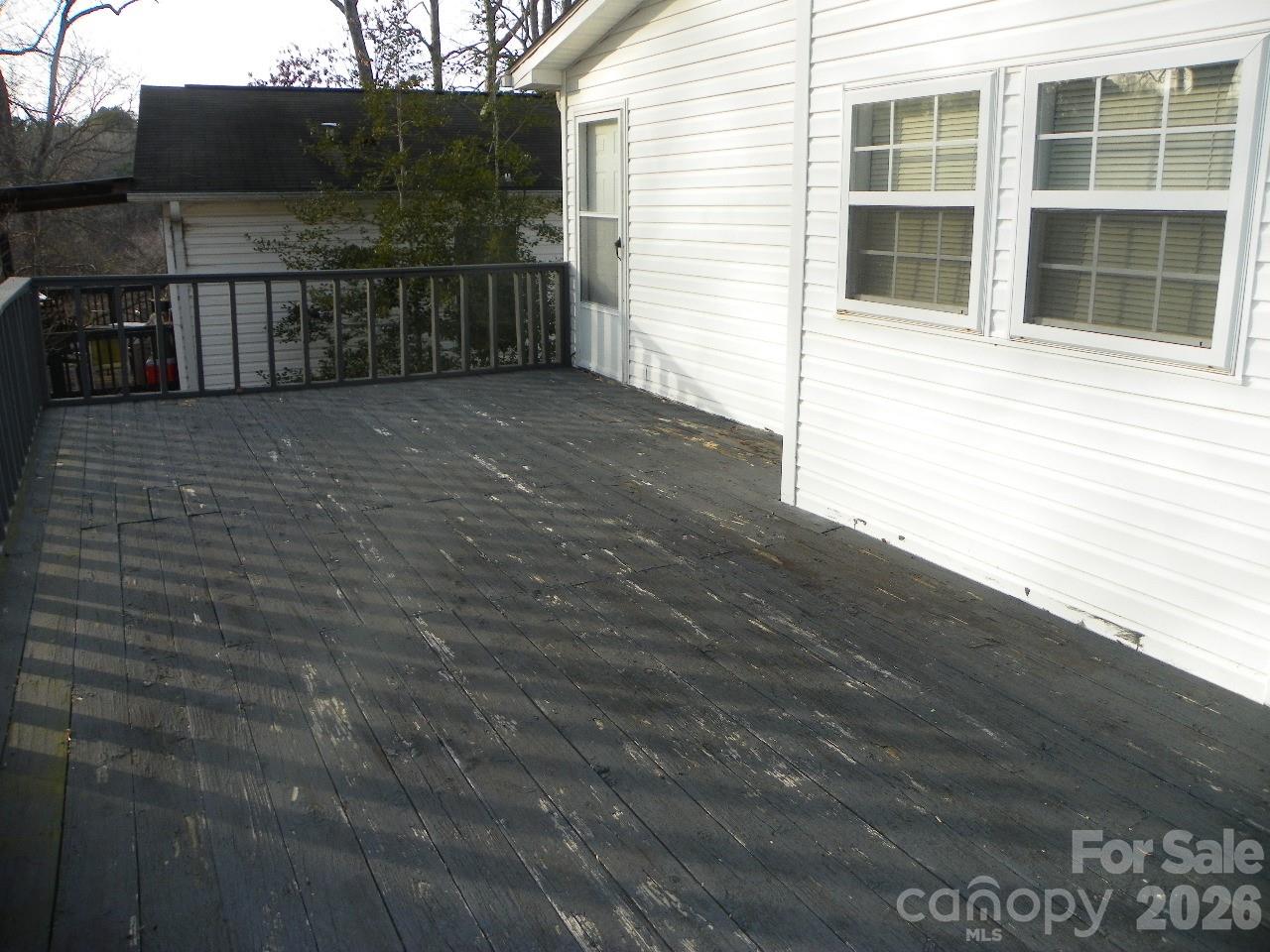 133 Pier Avenue New London NC 28127