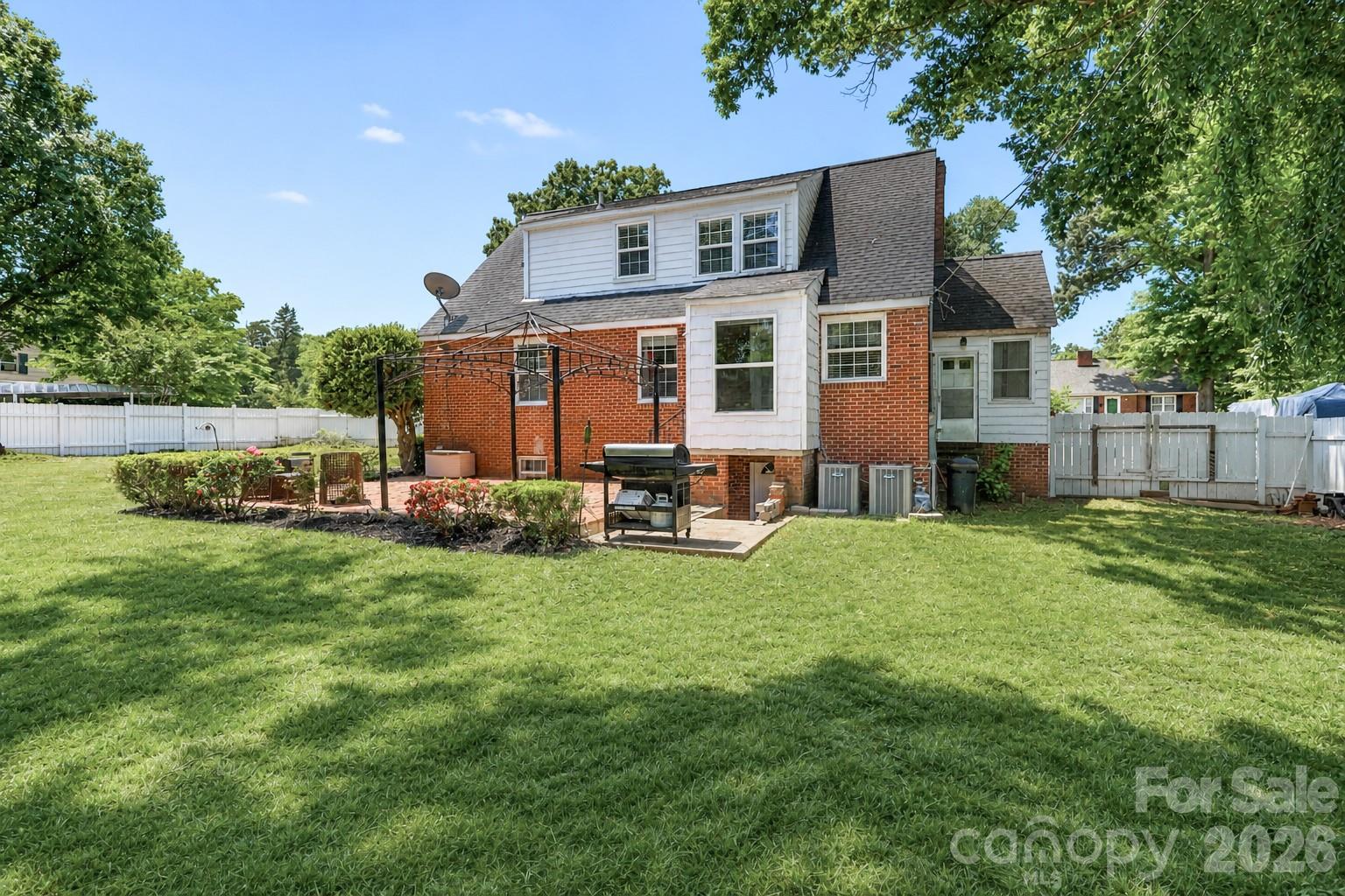 820 Woodland Road Statesville NC 28677