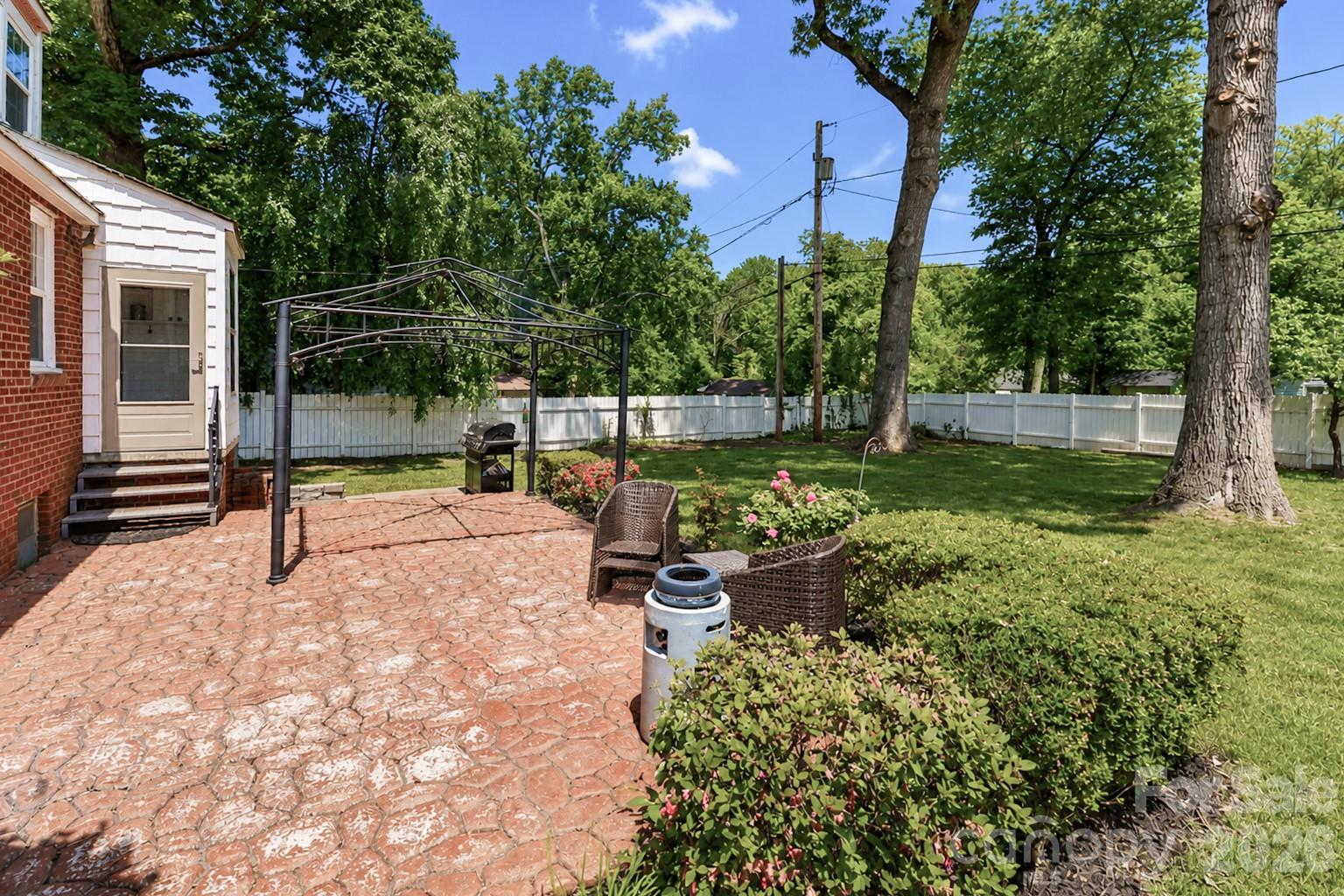 820 Woodland Road Statesville NC 28677
